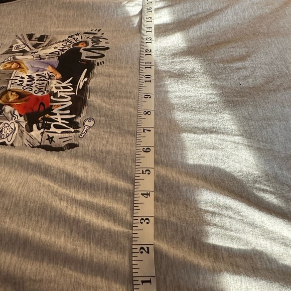 Friends Tanktoo Size Medium - Picture 8 of 11